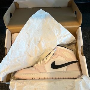 Nike Air Jordan Barley Rose Mids